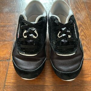 Reebok shoes for toddler in size10